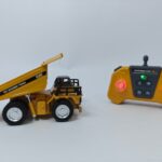 ENGINEERING DIE CAST METAL DUMPER TRUCK
