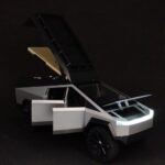 TESLA CYBER TRUCK DIE-CAST MODEL SMALL