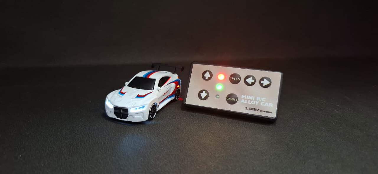 BMW MINI R/C ALLOY CAR YEGAO 1:64 - Image 1